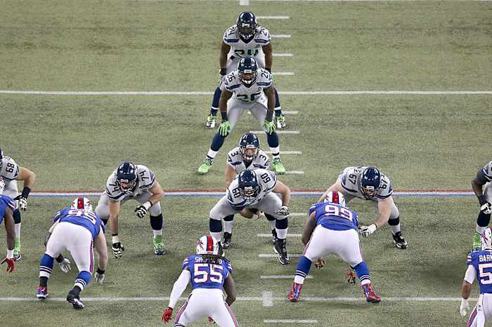 (Tom Szczerbowski/Getty Images)